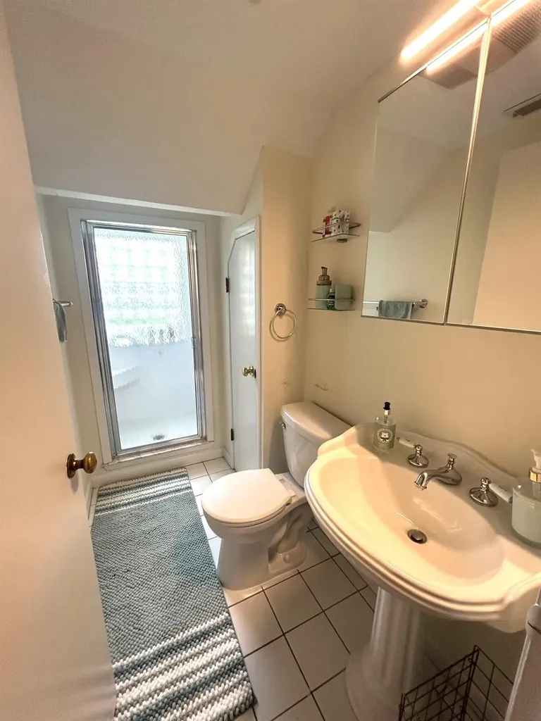 9 Mayfair Road Elmsford NY 10523