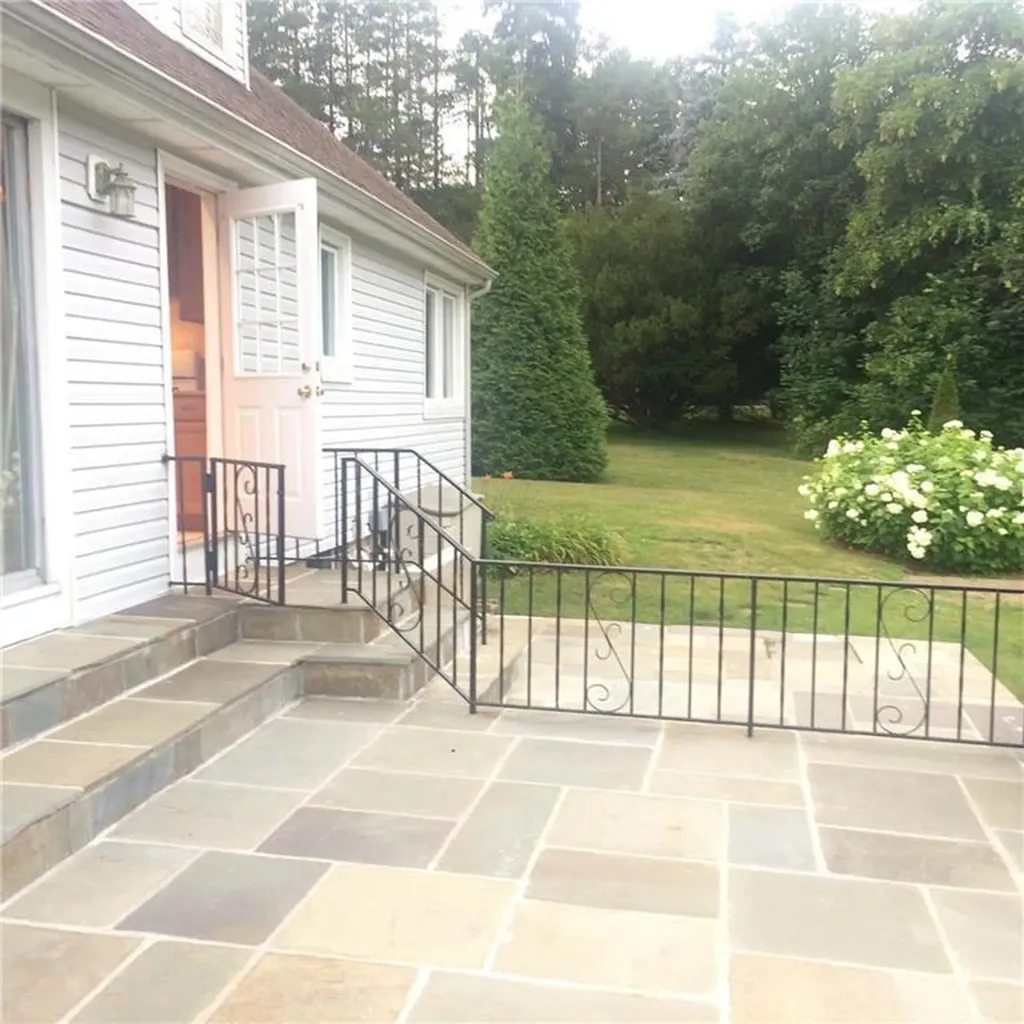 9 Mayfair Road Elmsford NY 10523