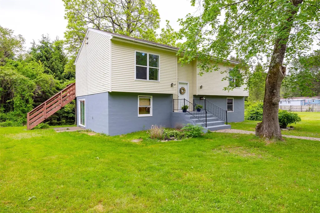 252 Rokeby Road Red Hook NY 12571