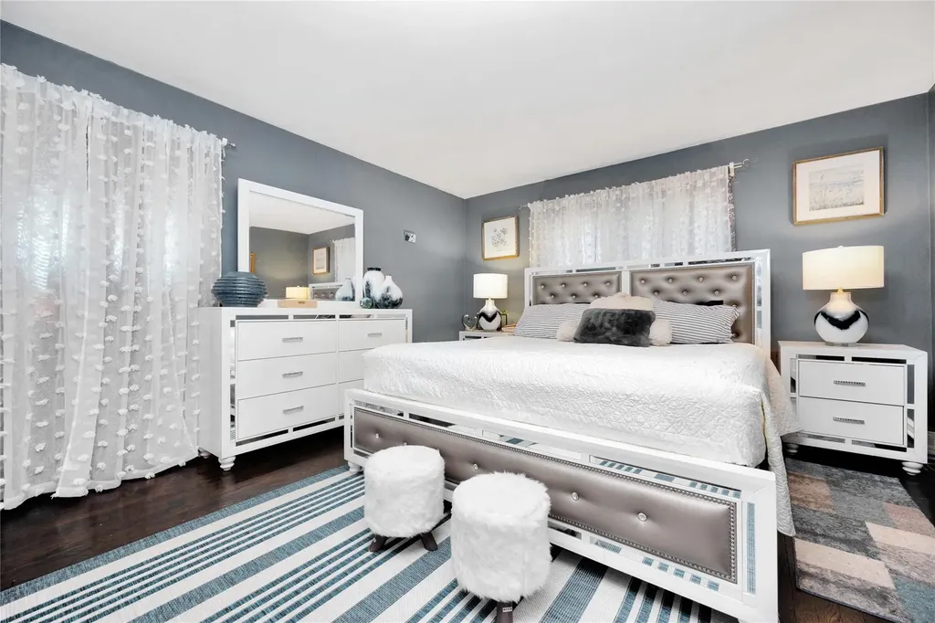15 W Forest Avenue Freeport NY 11520