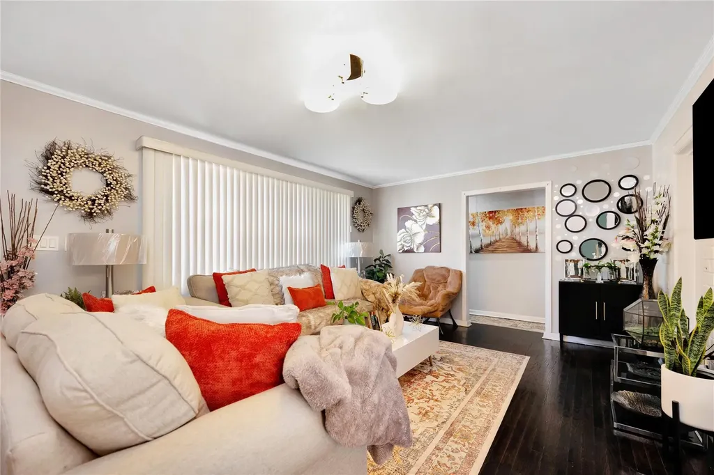 15 W Forest Avenue Freeport NY 11520