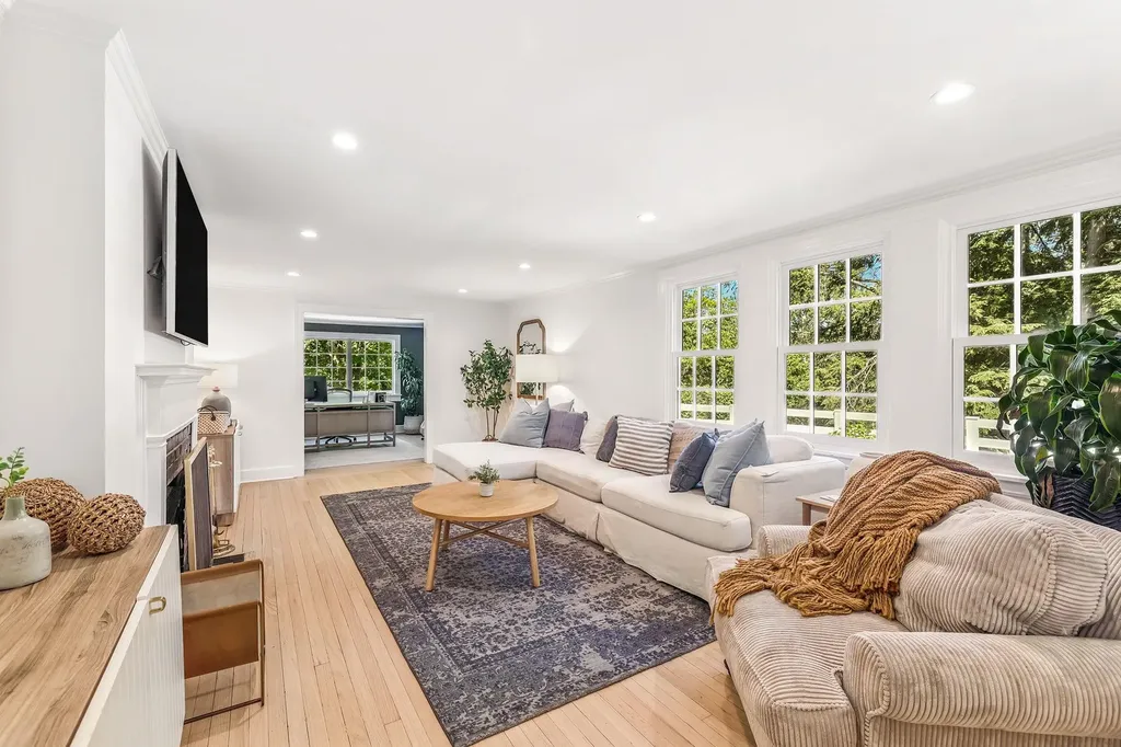 430 Crow Hill Road Mount Kisco NY 10549