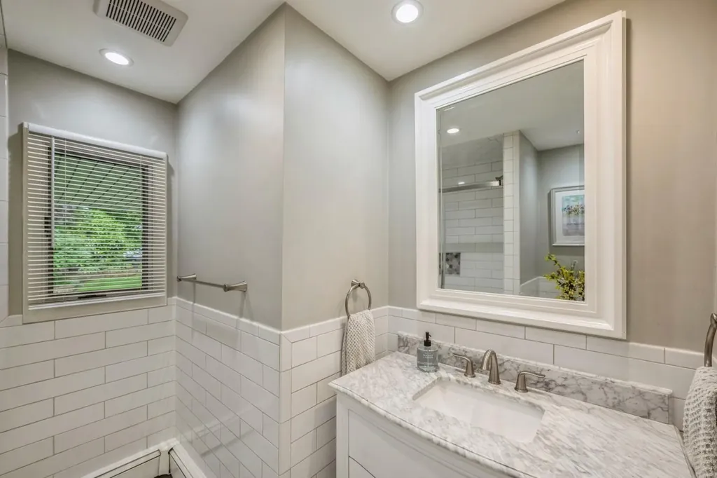 2 Caryl Place Kings Park NY 11754