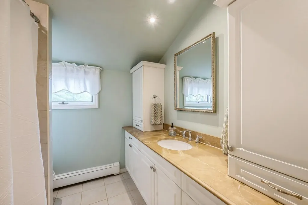 2 Caryl Place Kings Park NY 11754