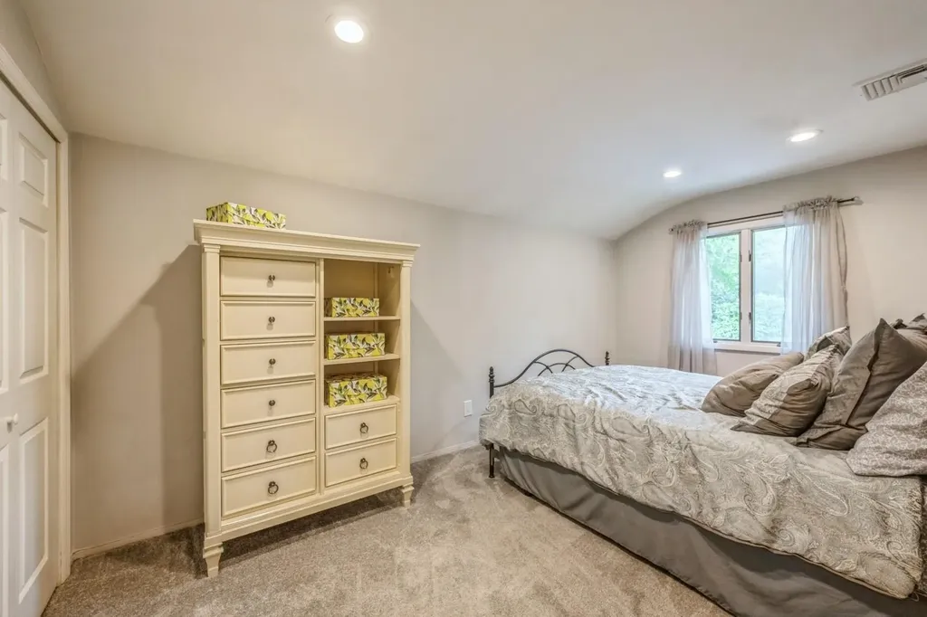 2 Caryl Place Kings Park NY 11754