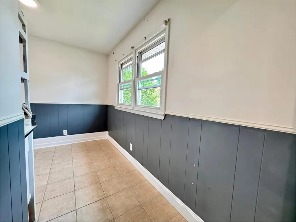 22 Warner Lane Ronkonkoma NY 11779