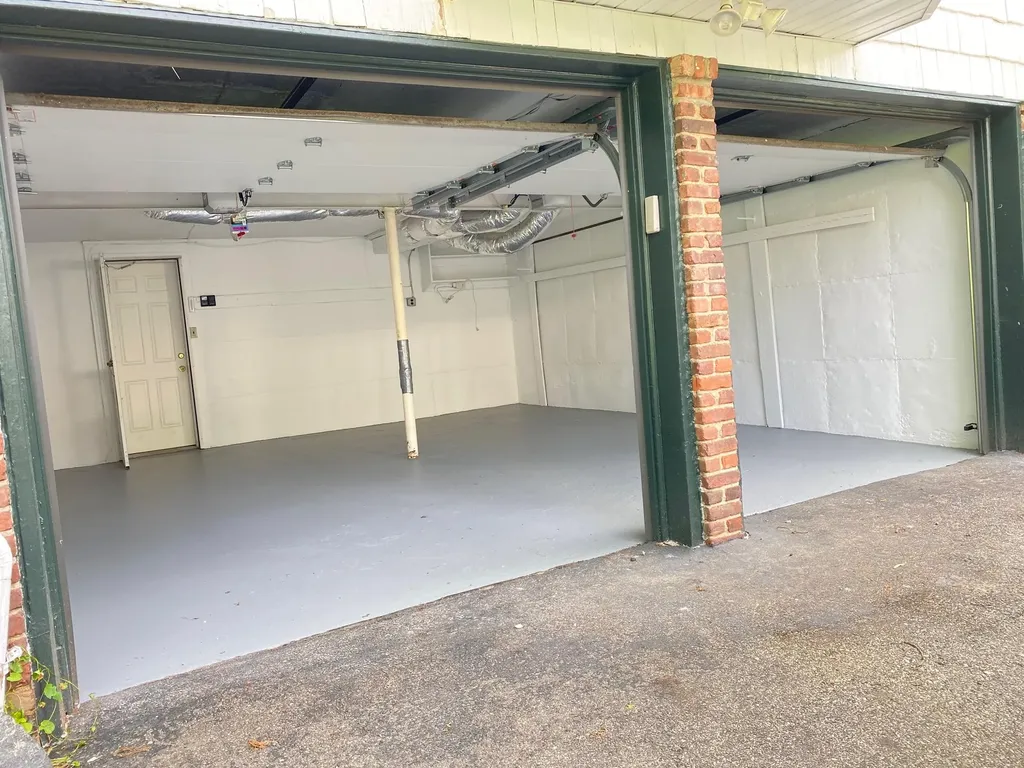 119 Knickerbocker Road Manhasset NY 11030