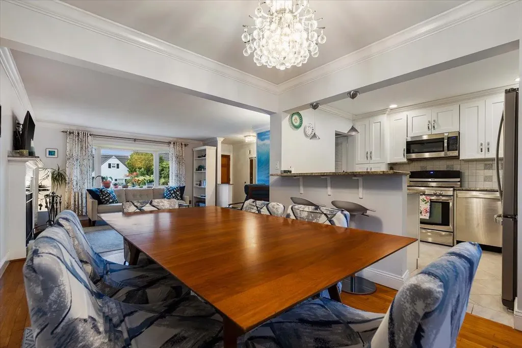 66 Lyons Road Scarsdale NY 10583