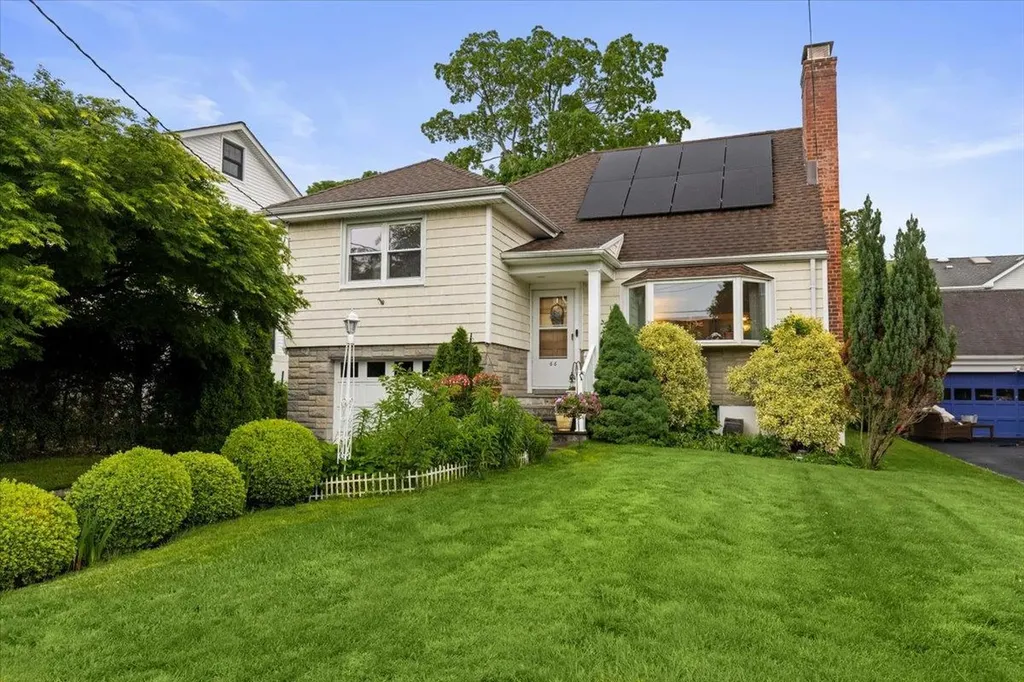66 Lyons Road Scarsdale NY 10583