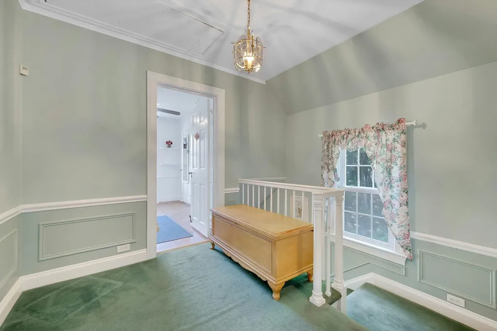 76 Parkview Drive Bronxville NY 10708