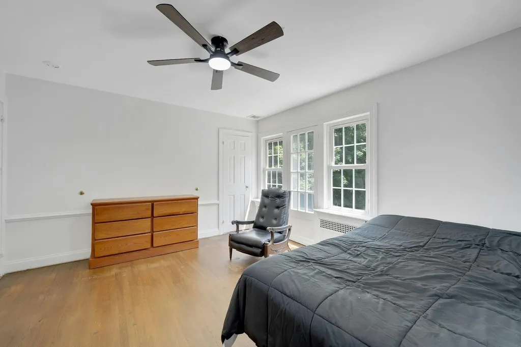 76 Parkview Drive Bronxville NY 10708