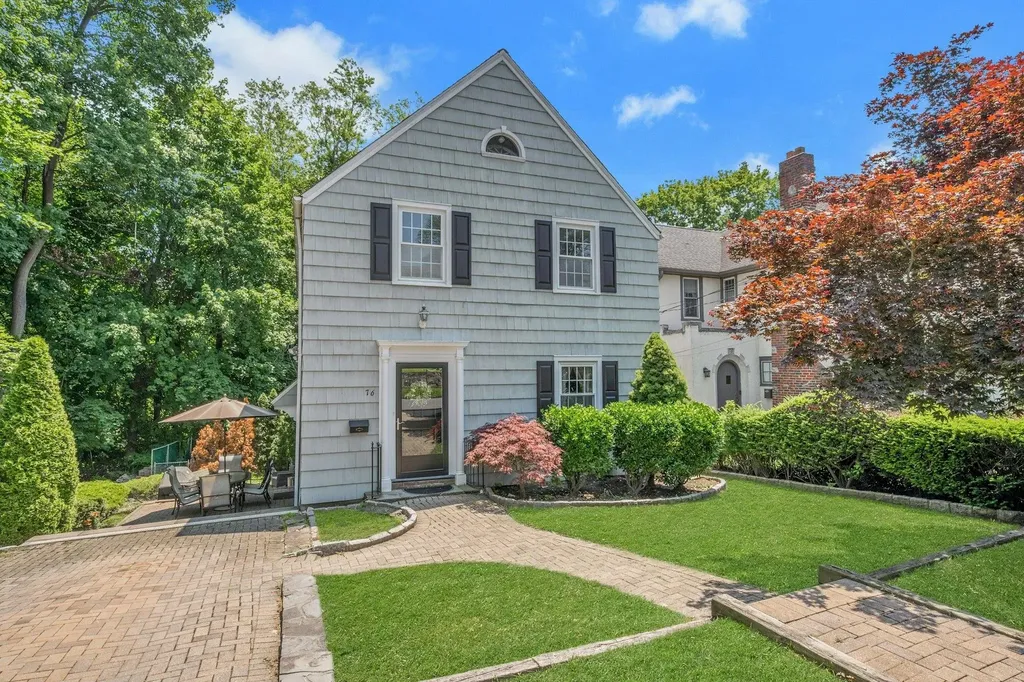 76 Parkview Drive Bronxville NY 10708