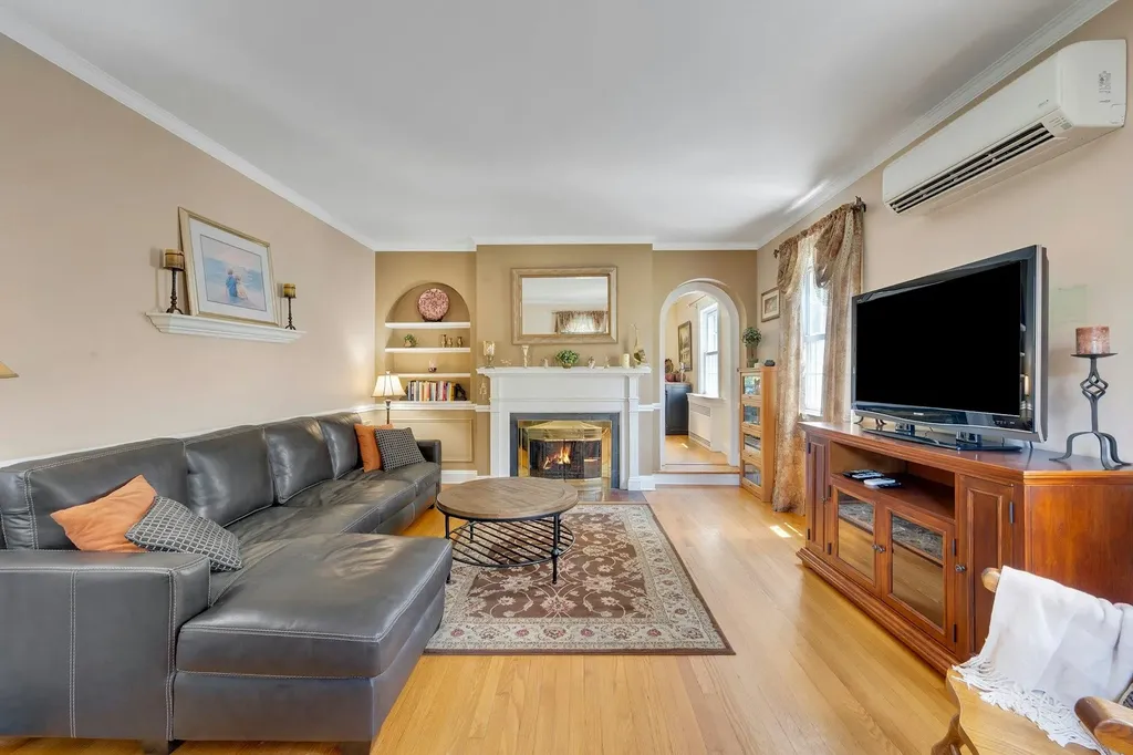 76 Parkview Drive Bronxville NY 10708