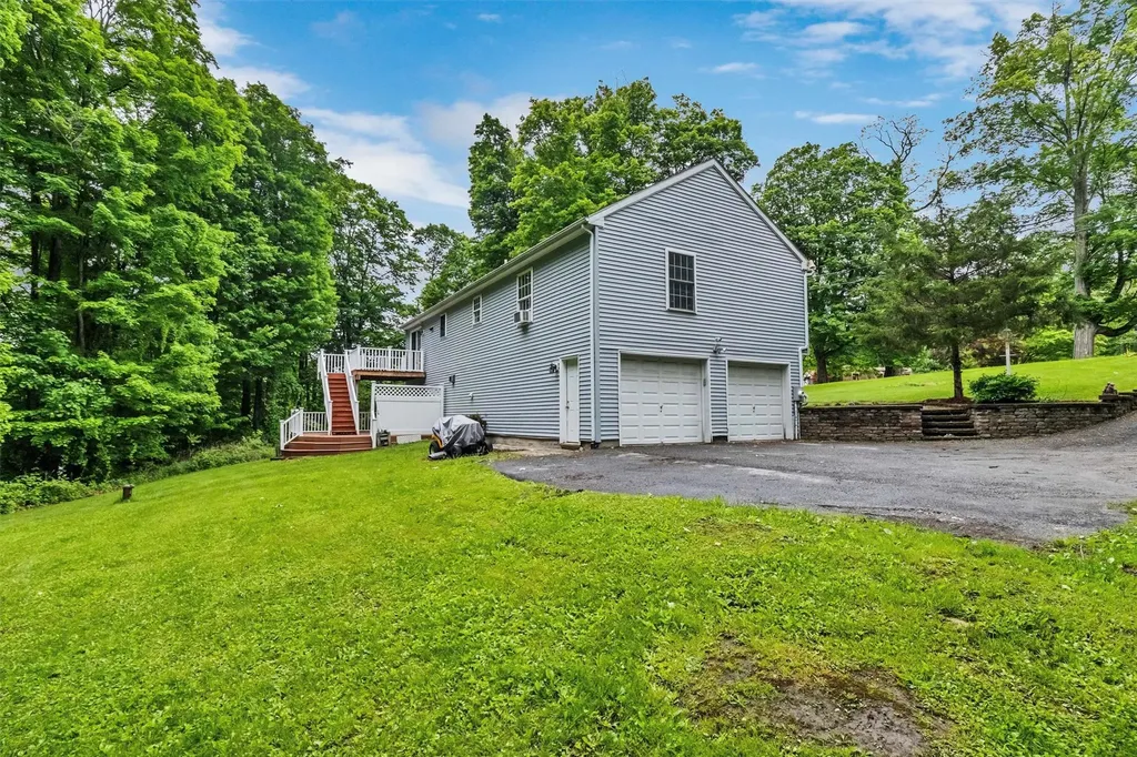 18 Johnson Road Wingdale NY 12594