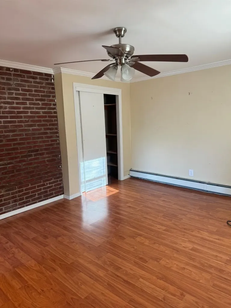 9 Brighton Place Huntington NY 11743
