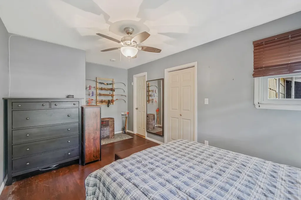 40 Monroe Avenue Brentwood NY 11717