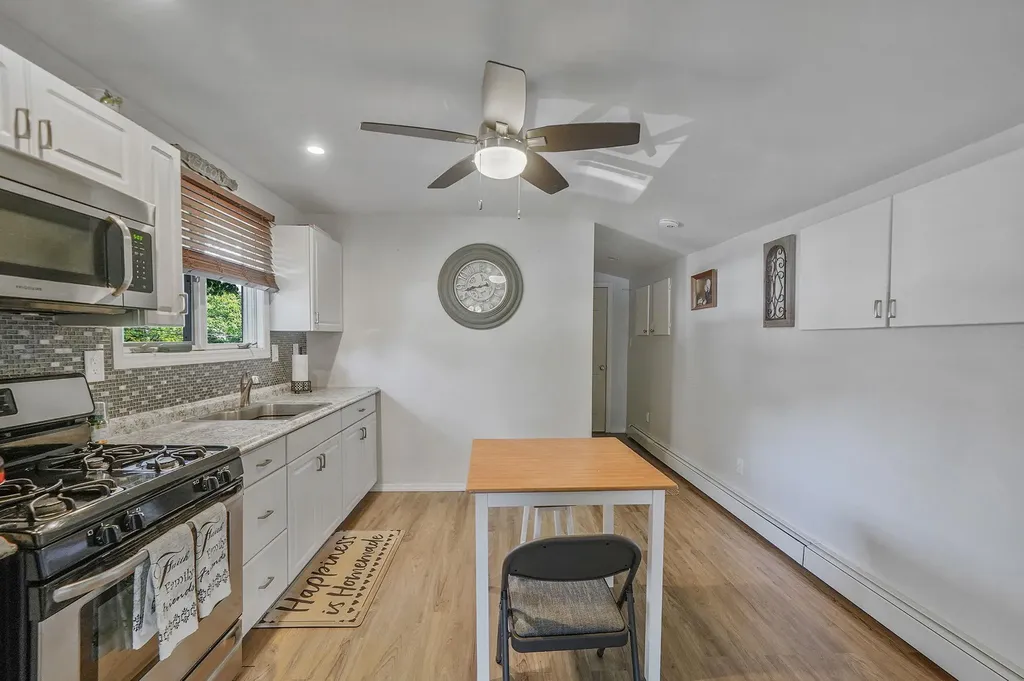 40 Monroe Avenue Brentwood NY 11717