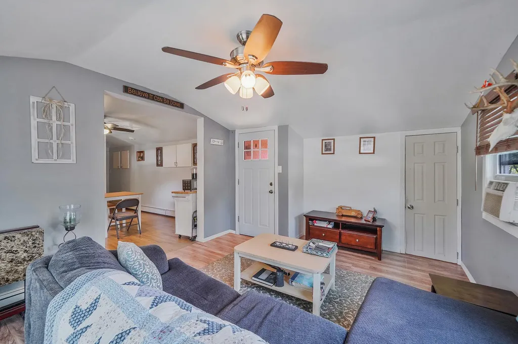 40 Monroe Avenue Brentwood NY 11717
