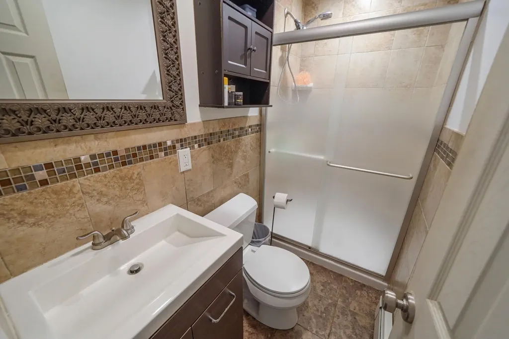 40 Monroe Avenue Brentwood NY 11717