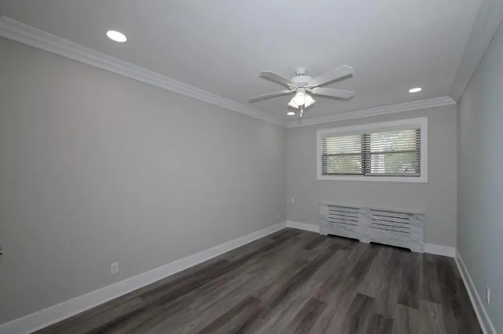 605 Tulip Avenue Stewart Manor NY 11530