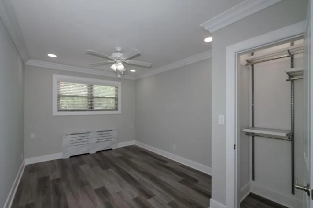 605 Tulip Avenue Stewart Manor NY 11530