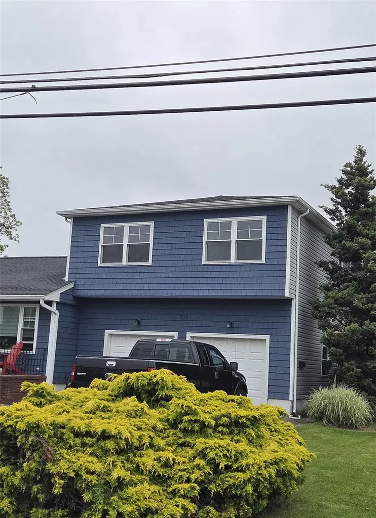 332 51st Street Lindenhurst NY 11757
