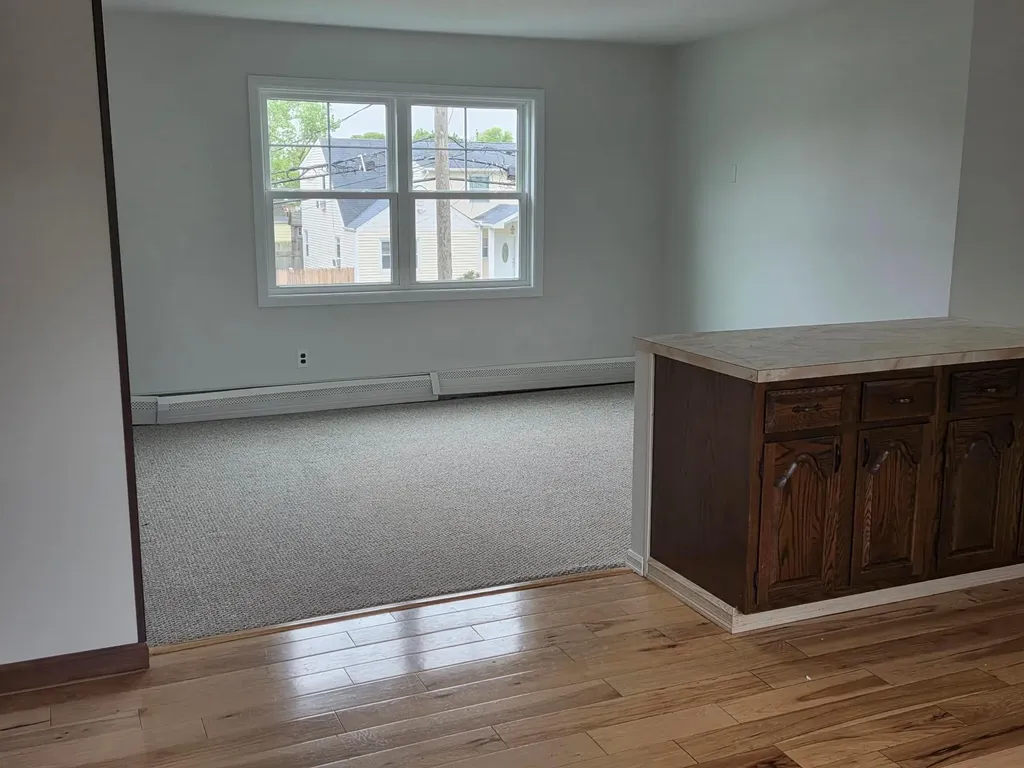 332 51st Street Lindenhurst NY 11757