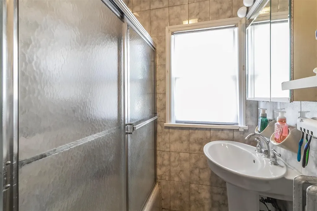 4 Oakley Place Mount Vernon NY 10550