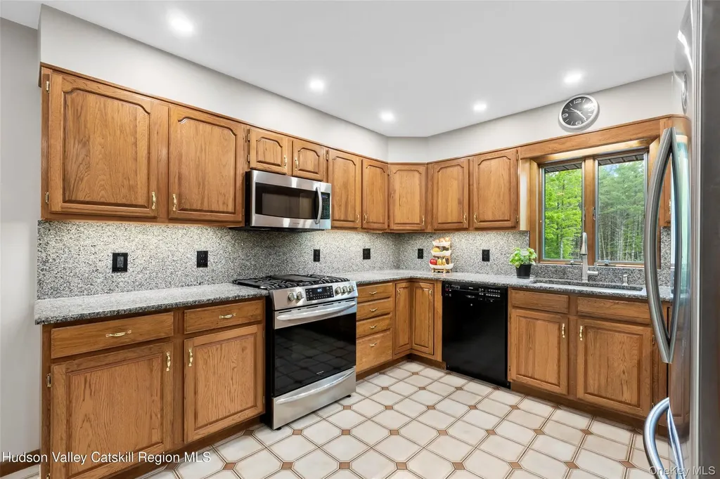 48 Deer Park Road Cairo NY 12473