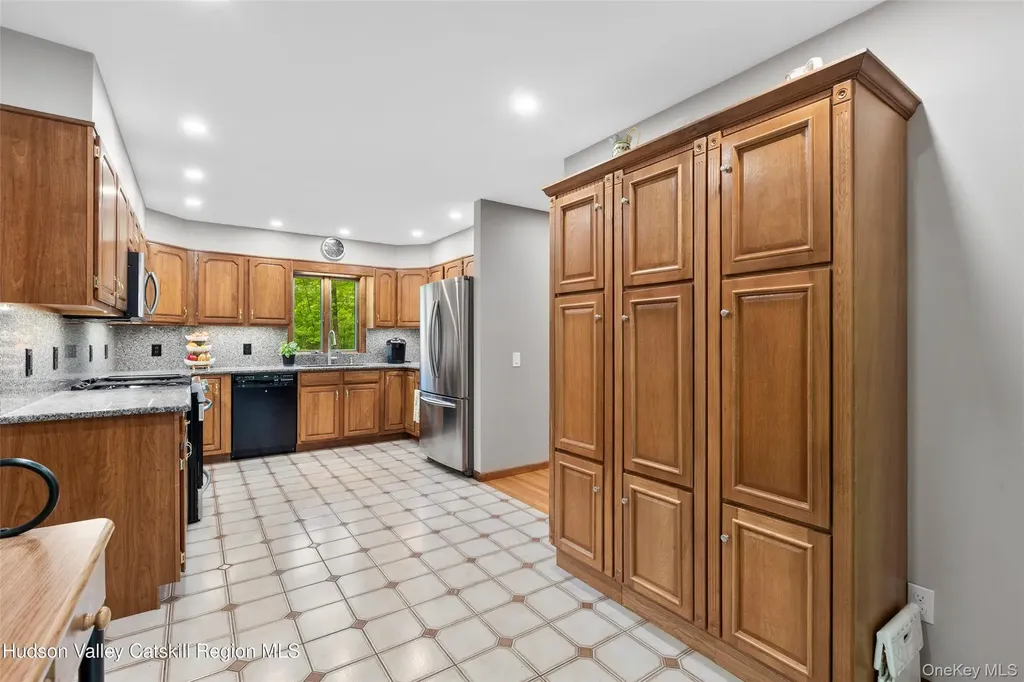 48 Deer Park Road Cairo NY 12473
