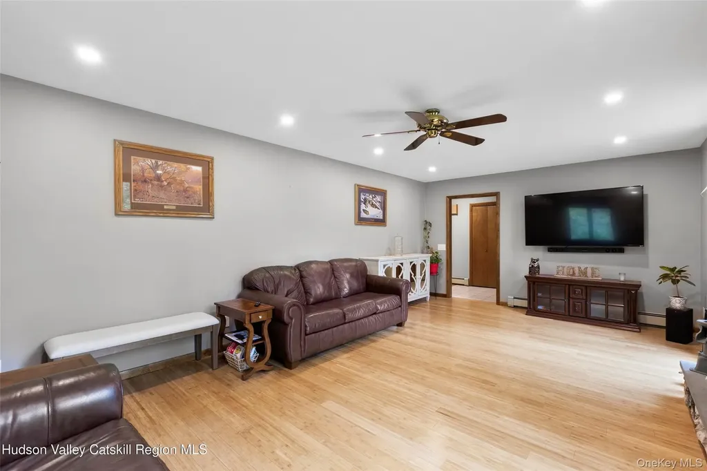 48 Deer Park Road Cairo NY 12473