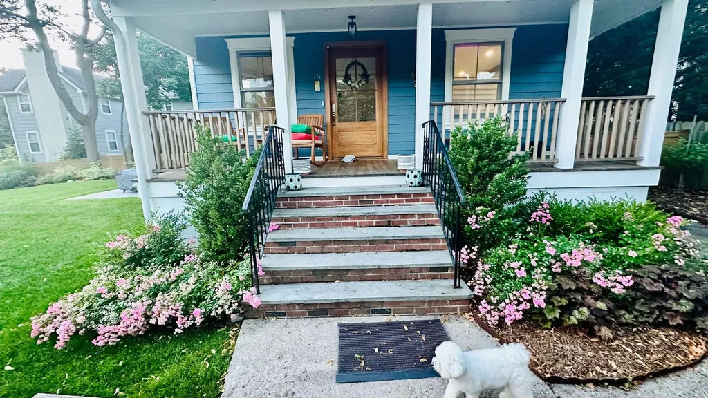 18 20th Avenue Sea Cliff NY 11579