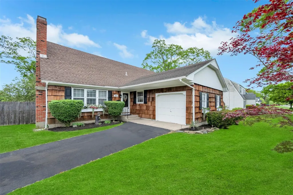 301 Maple Avenue Patchogue NY 11772