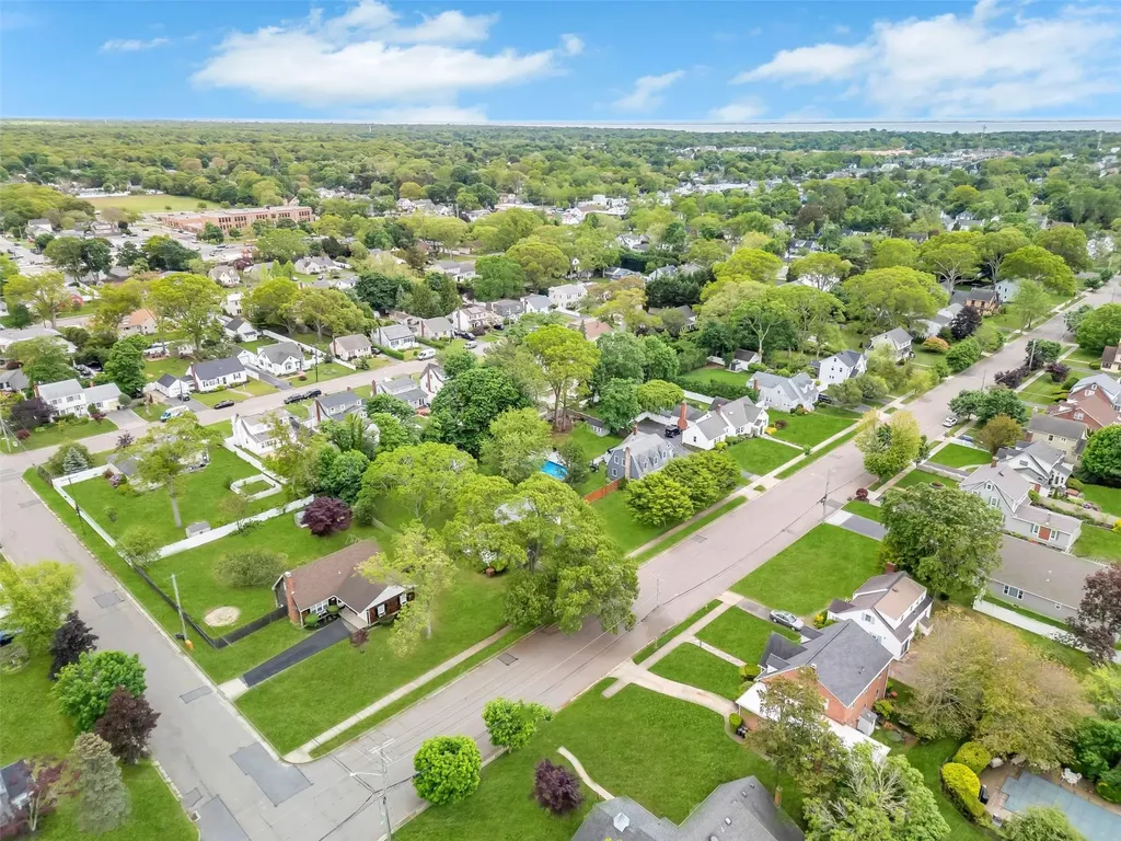301 Maple Avenue Patchogue NY 11772