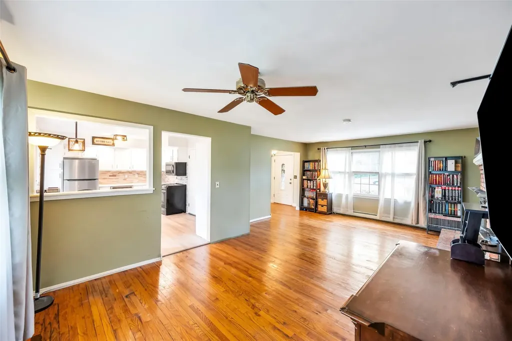 301 Maple Avenue Patchogue NY 11772