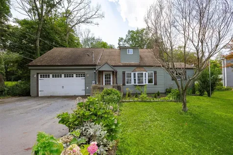 13 Cedar Lane Poughkeepsie NY 12601
