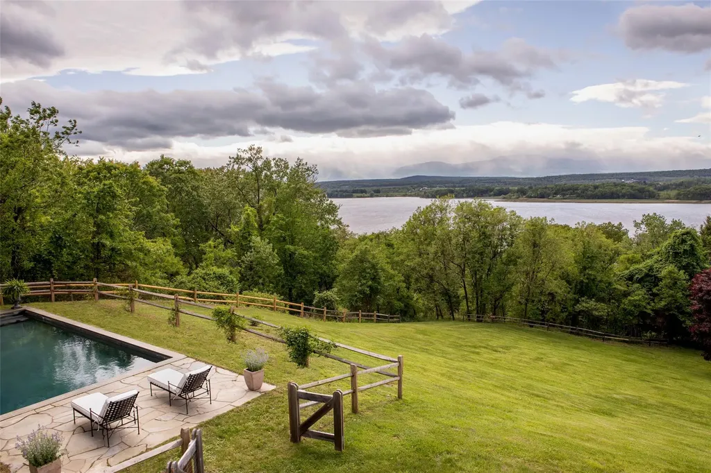 49 Sunset Circle Germantown NY 12526