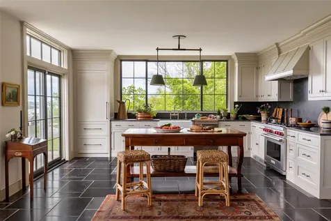 49 Sunset Circle Germantown NY 12526