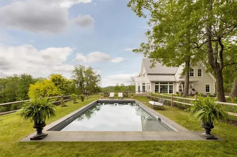 49 Sunset Circle Germantown NY 12526