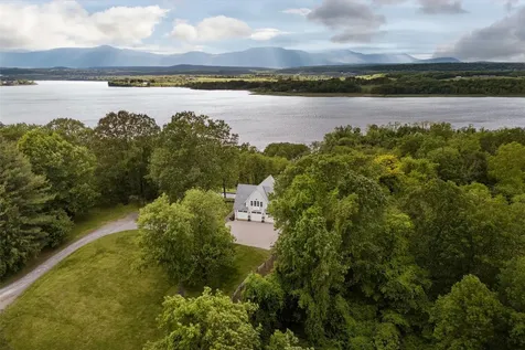 49 Sunset Circle Germantown NY 12526