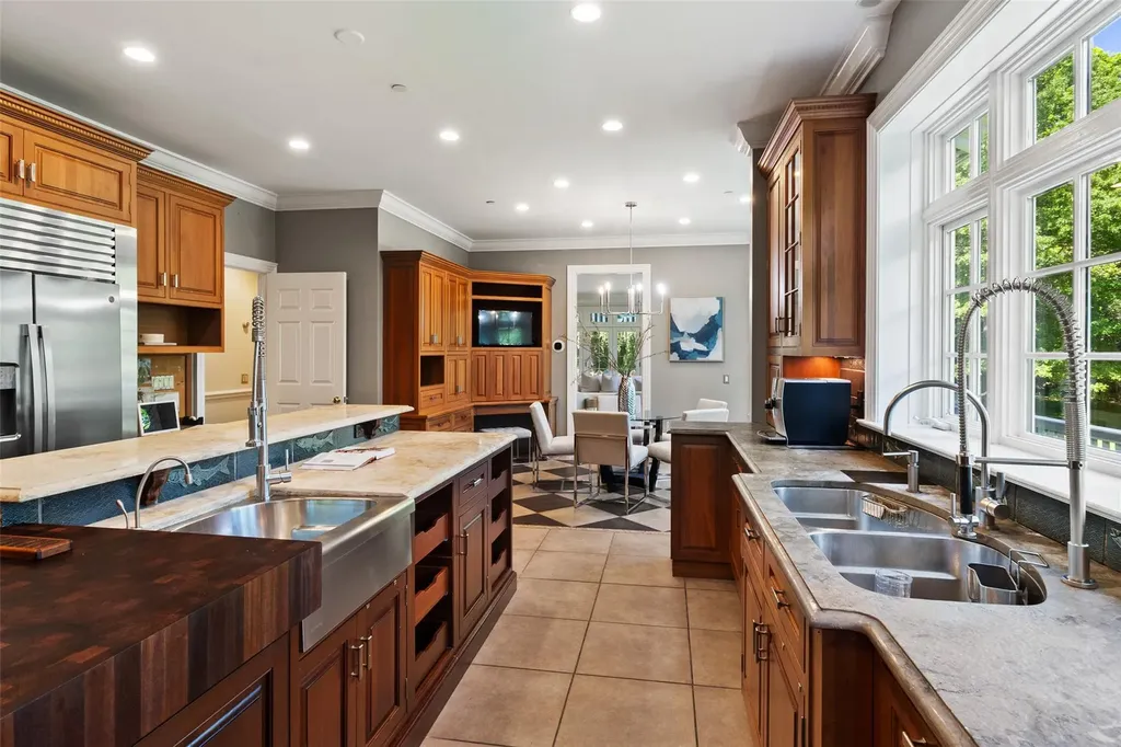 5 Club Way Mount Kisco NY 10549