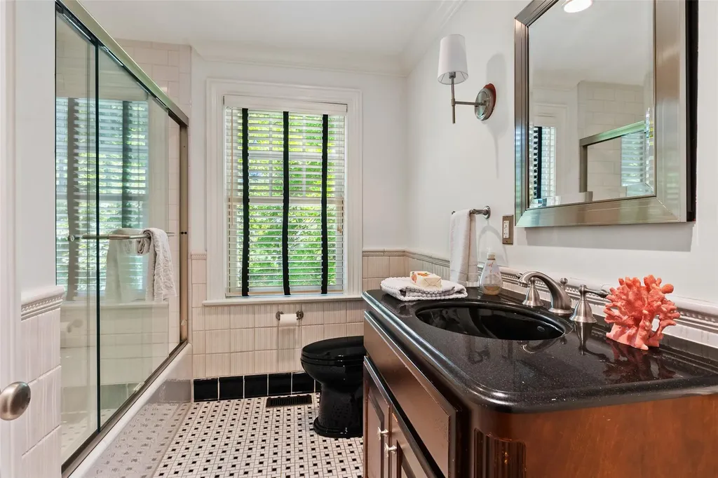 5 Club Way Mount Kisco NY 10549