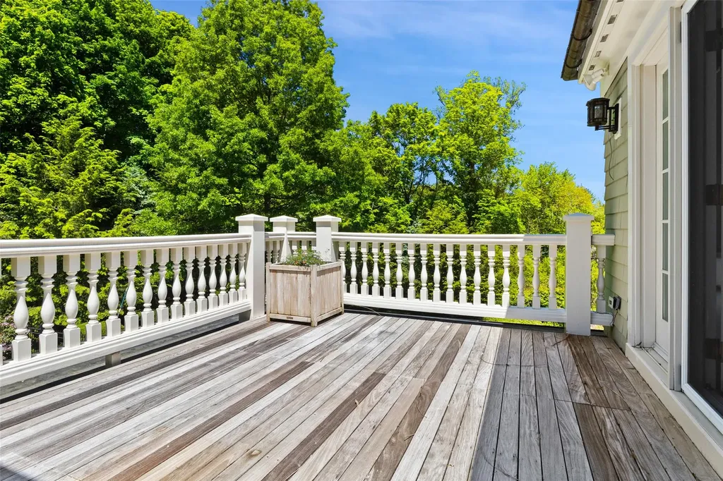 5 Club Way Mount Kisco NY 10549