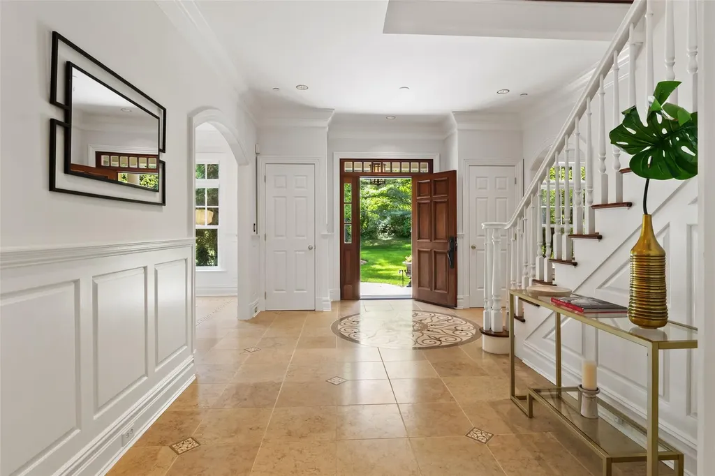 5 Club Way Mount Kisco NY 10549