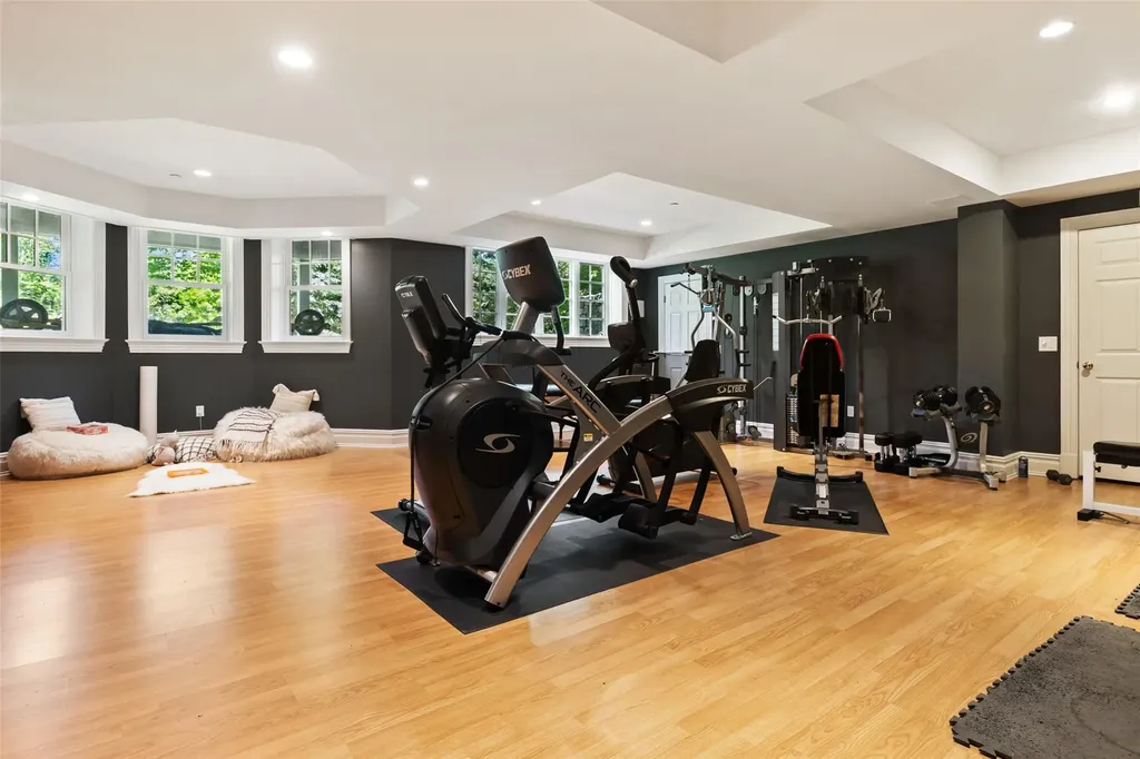 5 Club Way Mount Kisco NY 10549