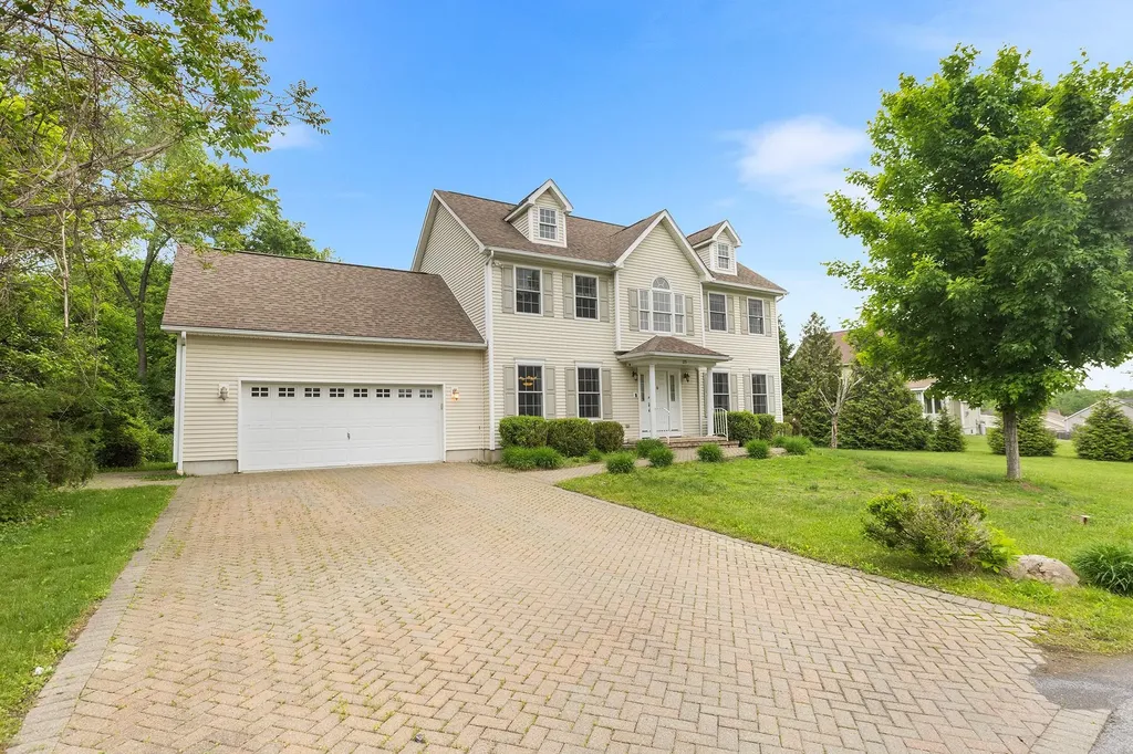 135 Ray Boulevard Poughkeepsie NY 12603