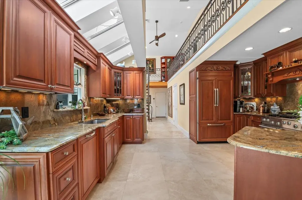 501 Bay 5th Street West Islip NY 11795