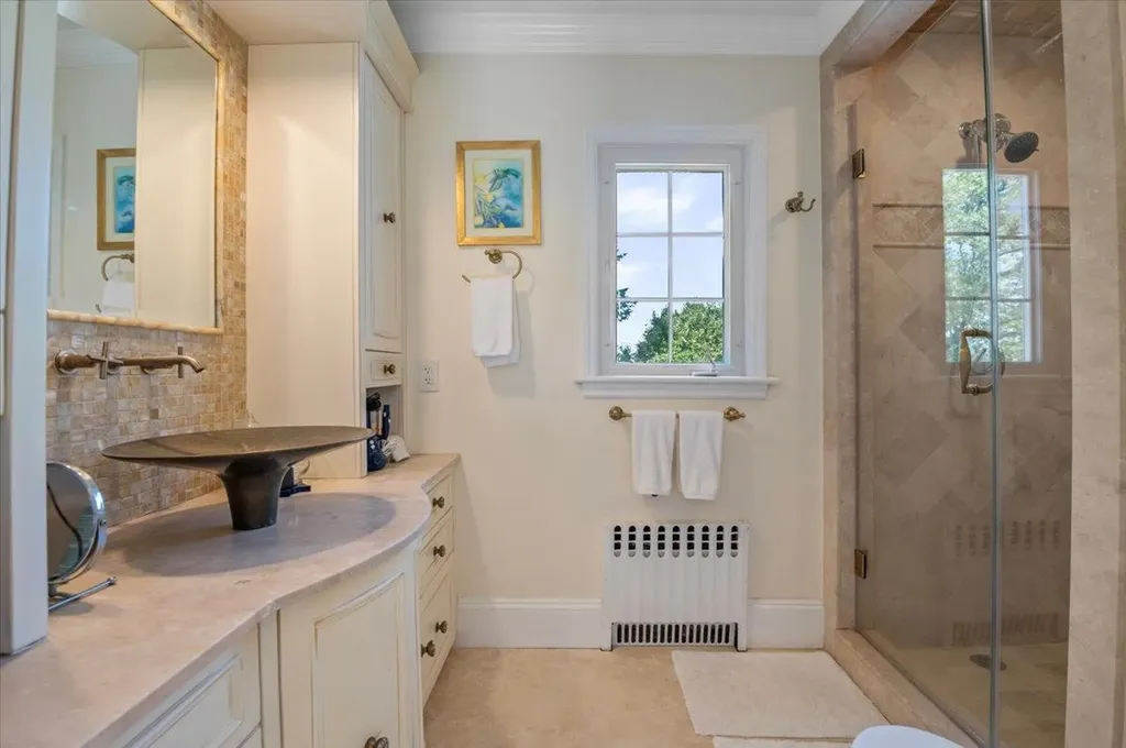 501 Bay 5th Street West Islip NY 11795
