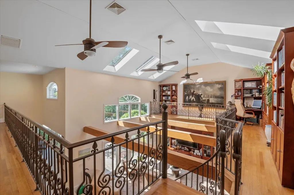 501 Bay 5th Street West Islip NY 11795