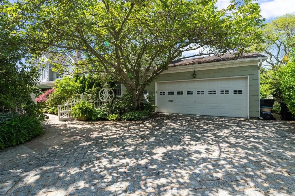501 Bay 5th Street West Islip NY 11795